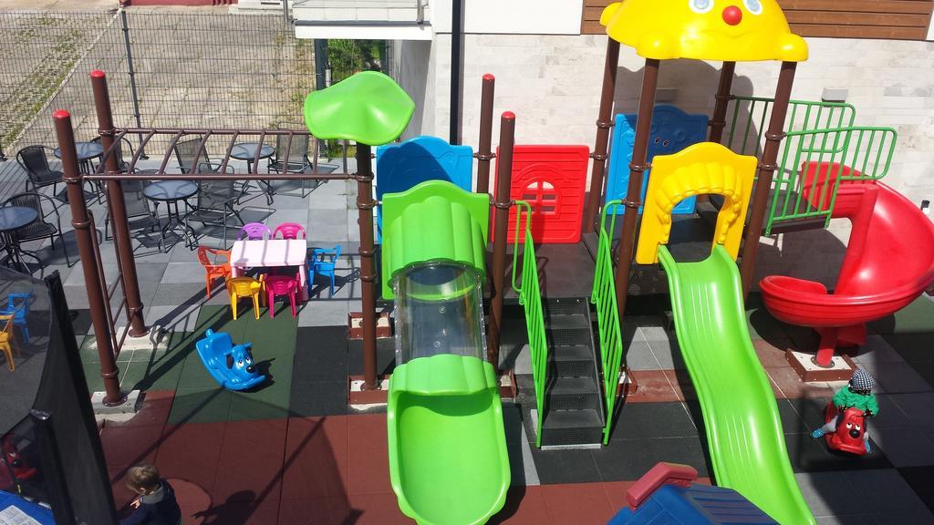 Marina Jastarnia Apartamenty W Budynku Z Basenem Esterno foto