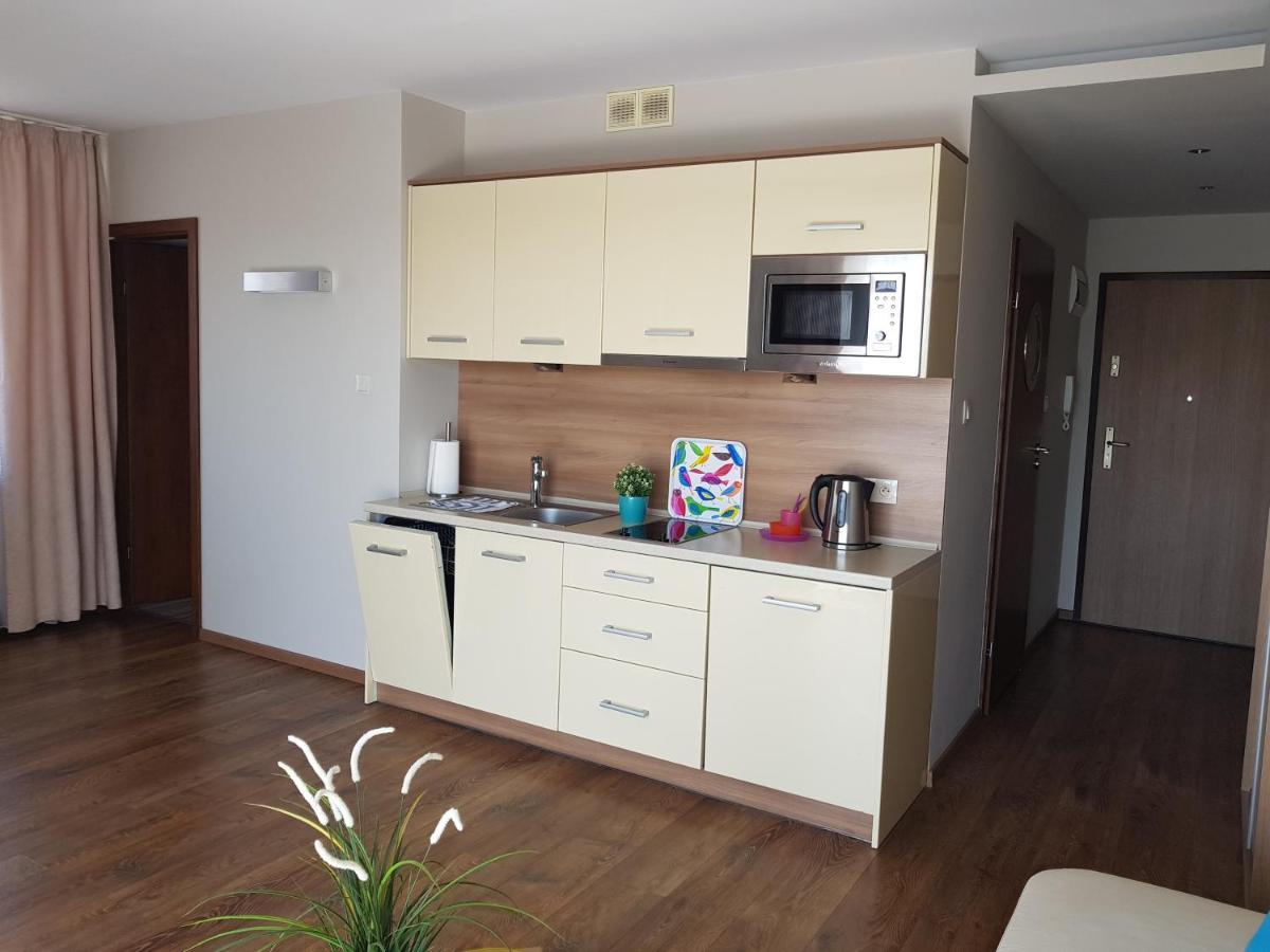 Marina Jastarnia Apartamenty W Budynku Z Basenem Esterno foto