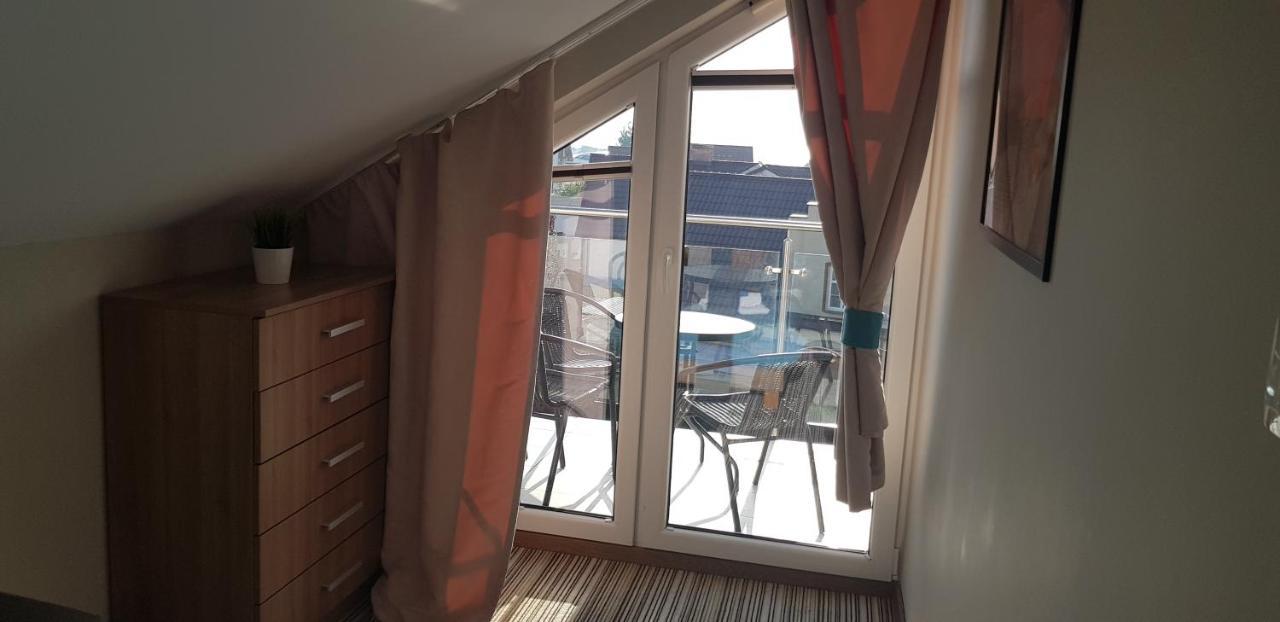 Marina Jastarnia Apartamenty W Budynku Z Basenem Esterno foto